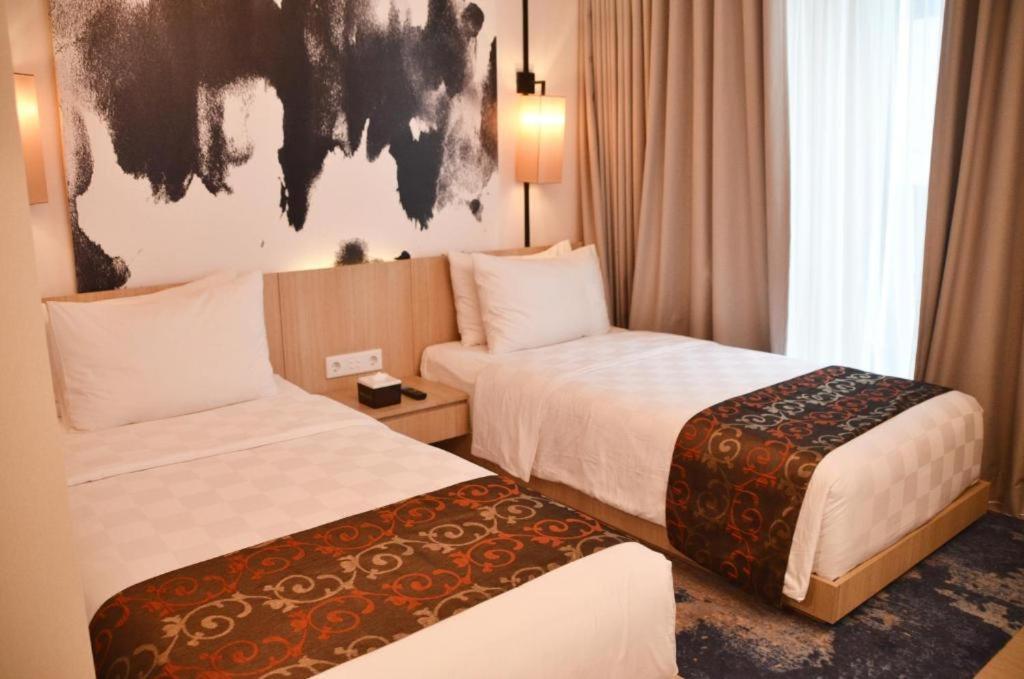 Louis Kienne Cikarang Hotel & Service Apartment بيكاسي المظهر الخارجي الصورة